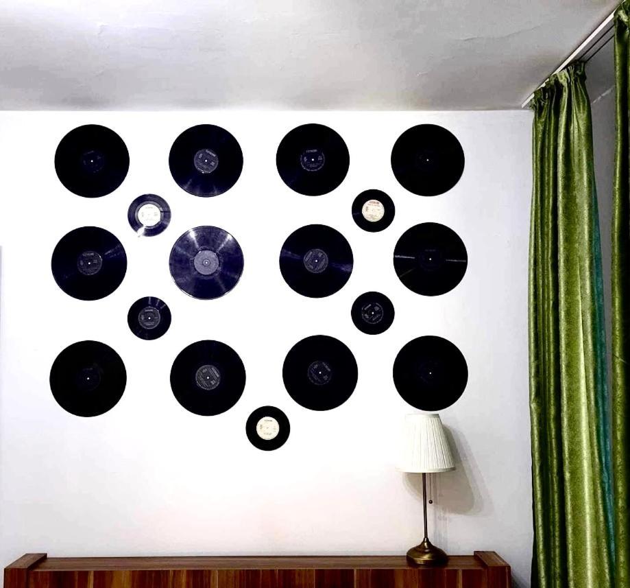 Central Park Hollywood Apartment Bucharest Luaran gambar